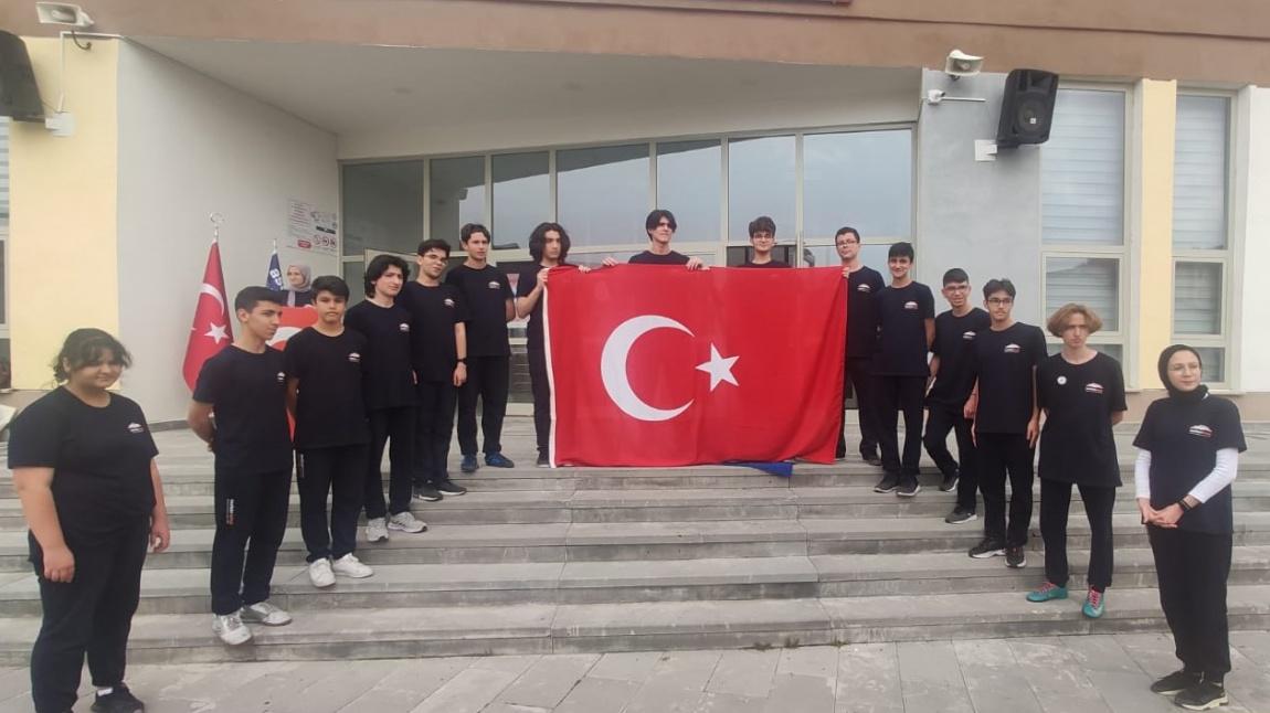 19 Mayıs Atatürk'ü Anma, Gençlik ve Spor Bayramımızı okulumuzda coşkulu bir şekilde kutladık.