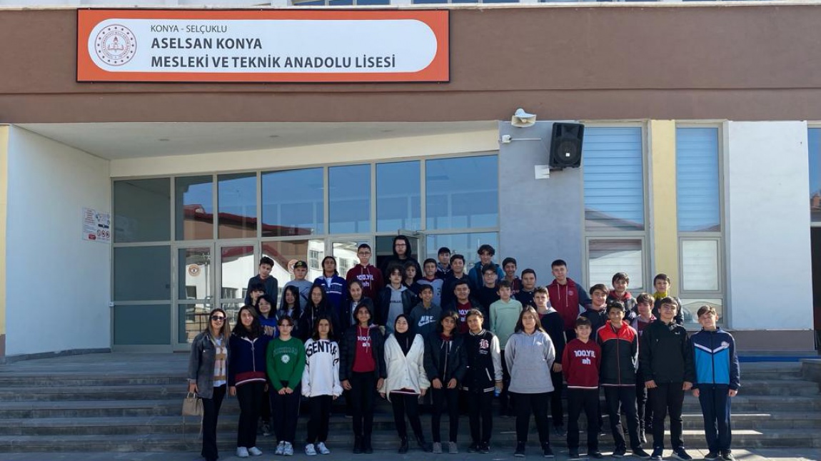 100. Yıl Mahallesi Ahmet Haşhaş Ortaokulu öğrencileri okulumuzu ziyaret ettiler.