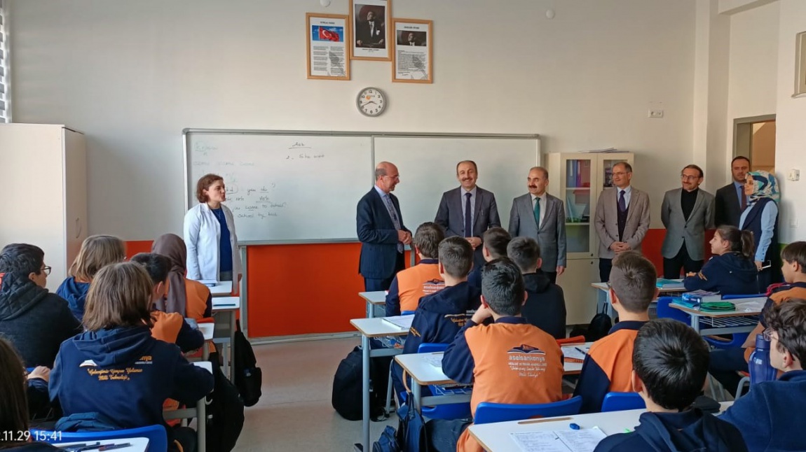 Selçuklu İlçe Belediye Başkanımız Sayın Ahmet PEKYATIRMACI ve İlçe Milli Eğitim Müdürümüz Turan KAYACILAR okulumuzu ziyaret ettiler.