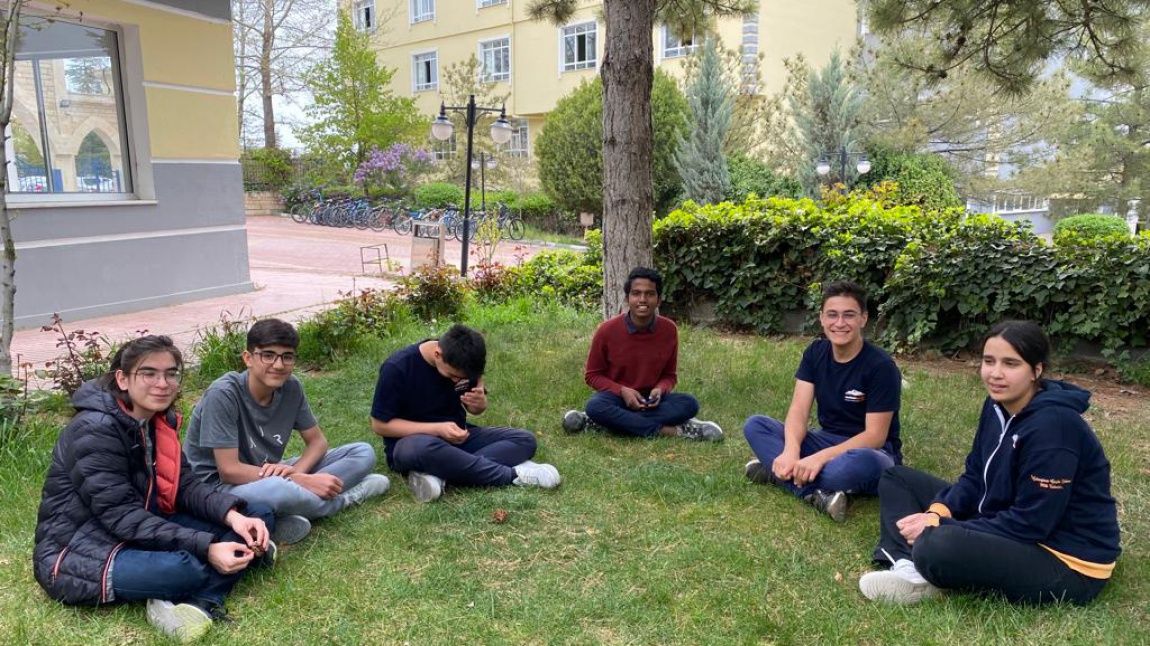 Öğrencilerimiz  Mevlana Uluslararası İmam Hatip lisesinin yabancı öğrencileri ile buluştu.